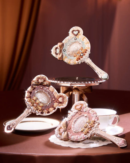 Flower Knows – The Sweetie Bear Hand Mirror