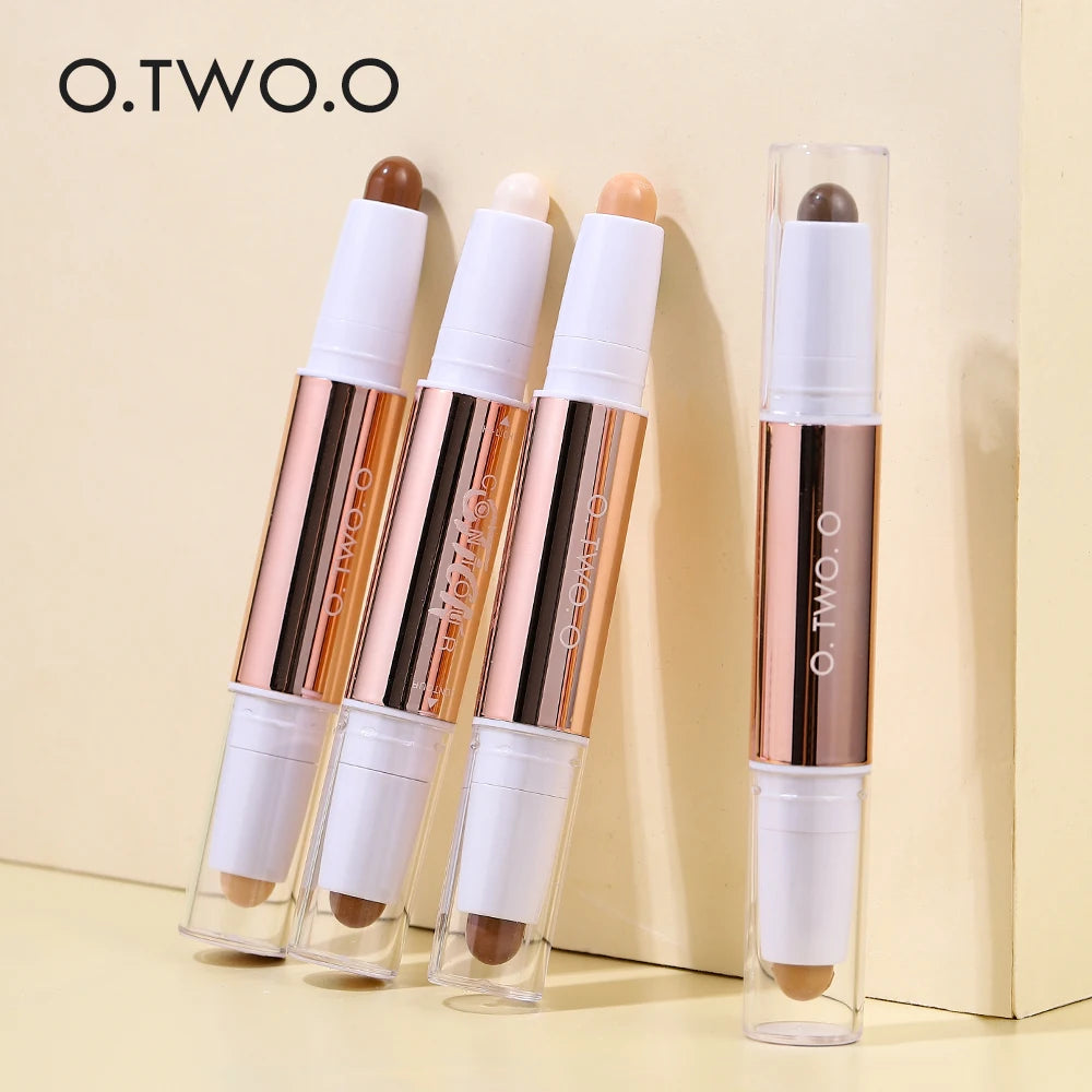 O.TWO.O Double Head Contour Stick – Highlight & Bronzer