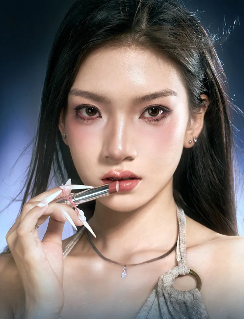 Cheeryep Qianyan × @freya86_ff Limited Edition "Cocoon Break" Makeup Collection