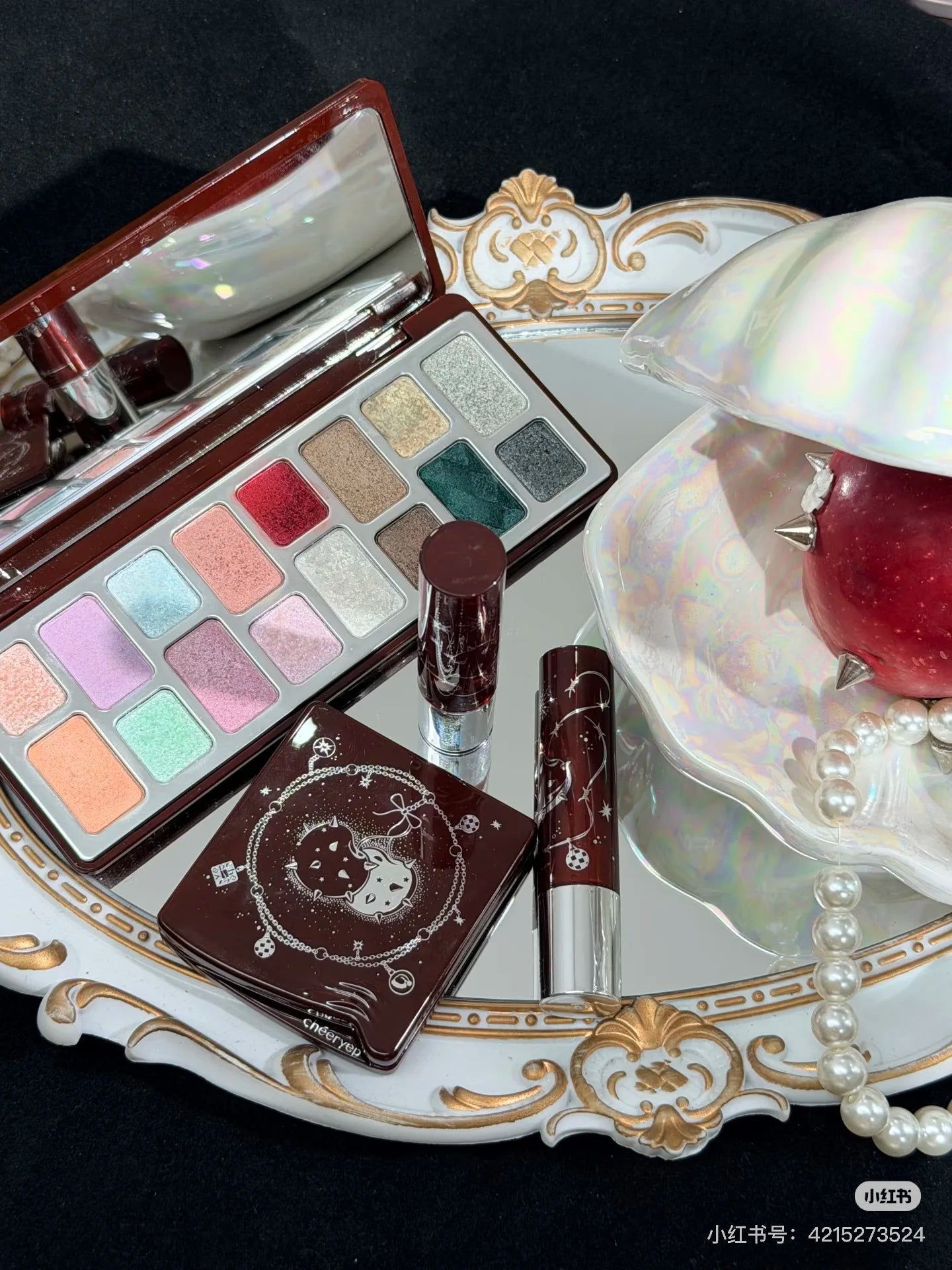 Cheeryep Qianyan – Starlight Wishes Christmas Eyeshadow Palette (16 colori)
