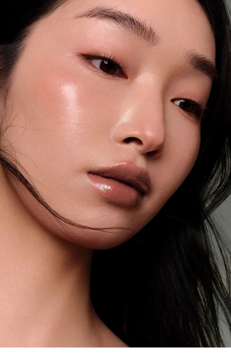 Red Chamber Crystal Collection – Lipstick Essence