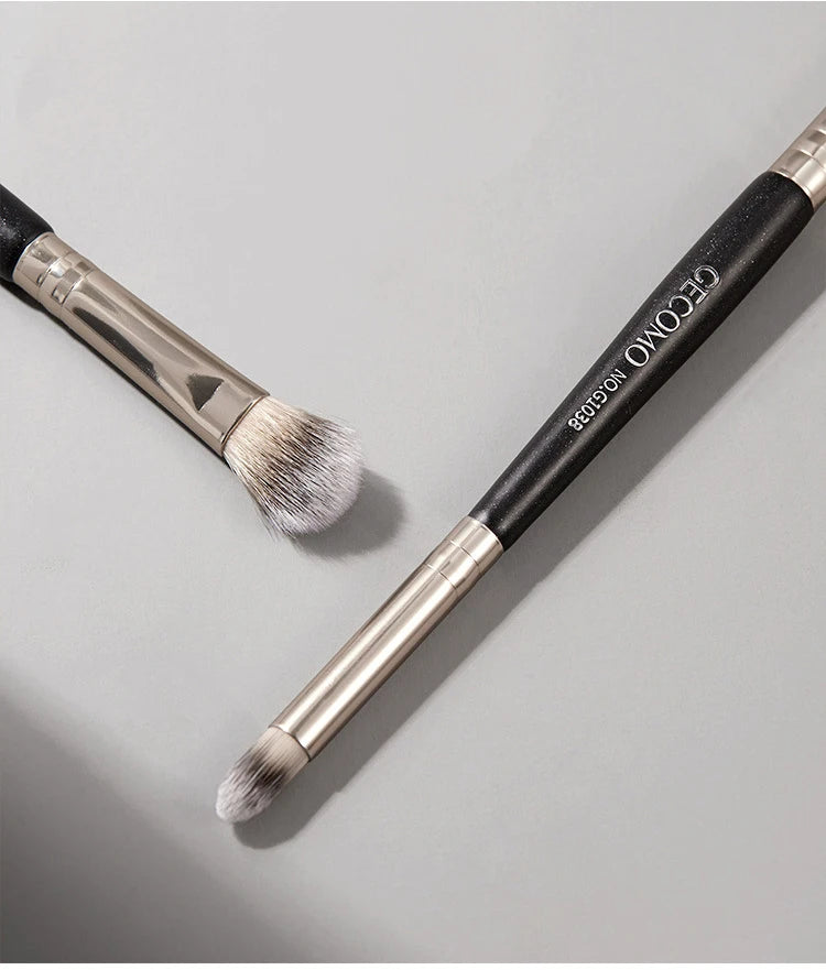 GECOMO Double-Headed Eyeshadow Brush 1pz