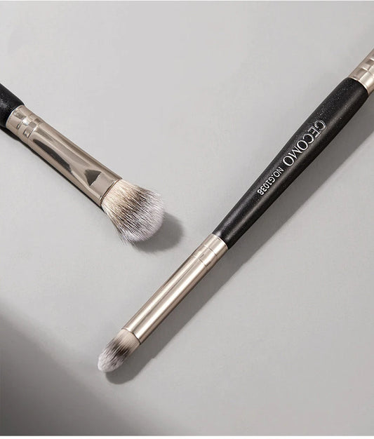 GECOMO Double-Headed Eyeshadow Brush 1pz