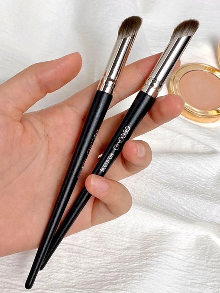 GECOMO Finger & Thumb Concealer Brush 1pz