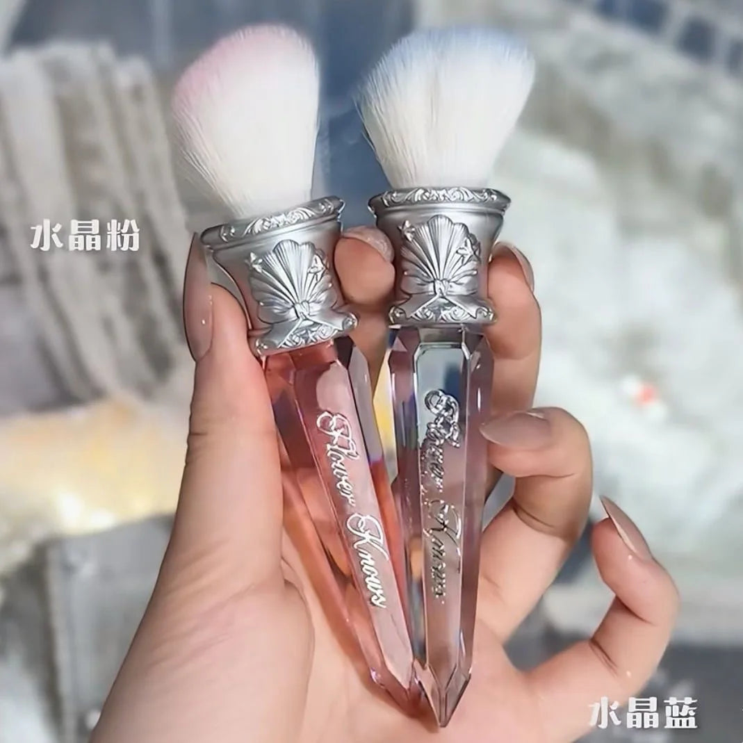 Flower Knows Shell's Jewel Angled Brush