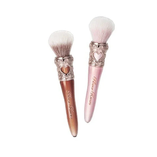 Flower Knows Sweetie Bear Rounder Blush Brush