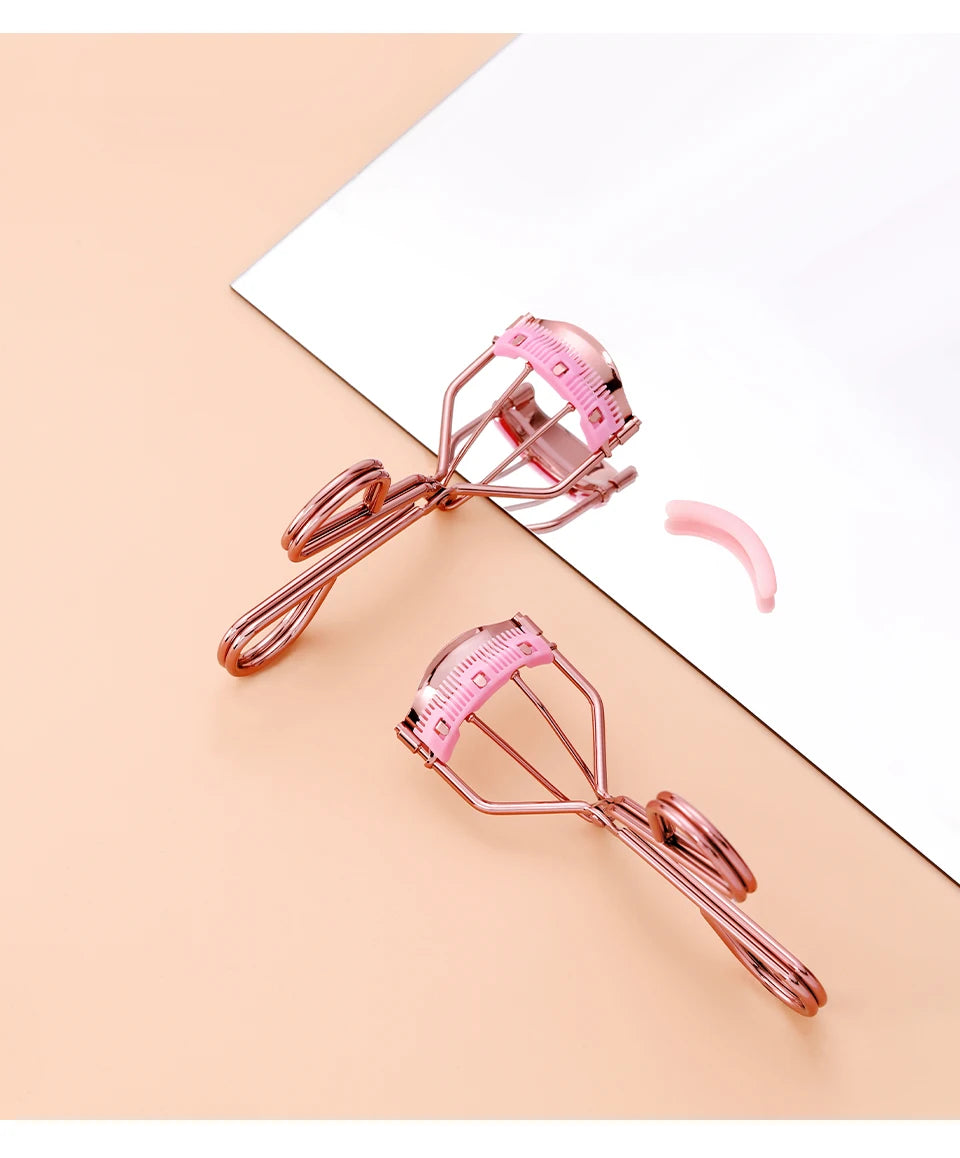 O.TWO.O Eyelash Curler Comb